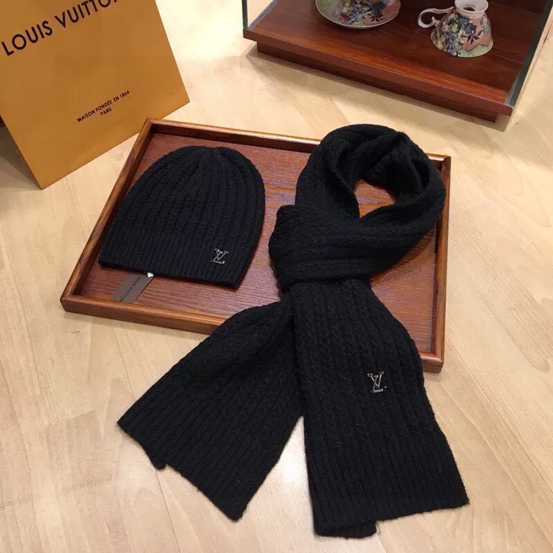 louis vuitton lv hat and echapres set s_127aa671